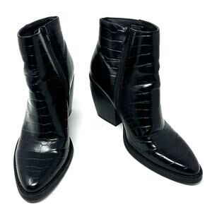 Madden Girl Size 9 Short Boot Black Side Zip‎ Bootie Heeled Synthetic Leather